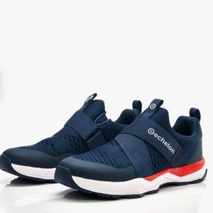 Echelon spin shoes